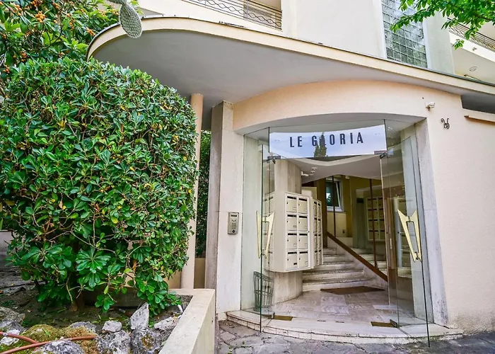 Designer Flat, Luxurious, Close From Palais, Terrasse, Private Garage, Air Conditoning